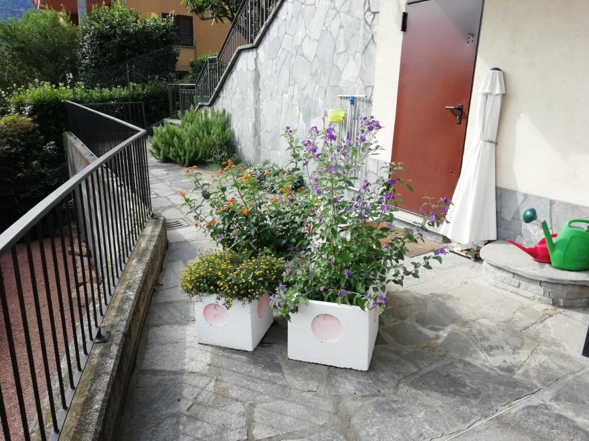 Villa Banfi Lavena Ponte Tresa Exteriör bild
